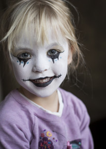 en-söt-halloween-barn-clown