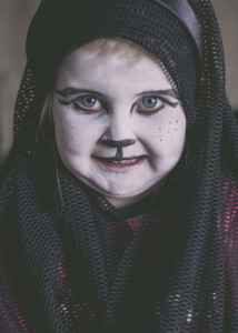 Halloween-ansiktsmålad-flicka